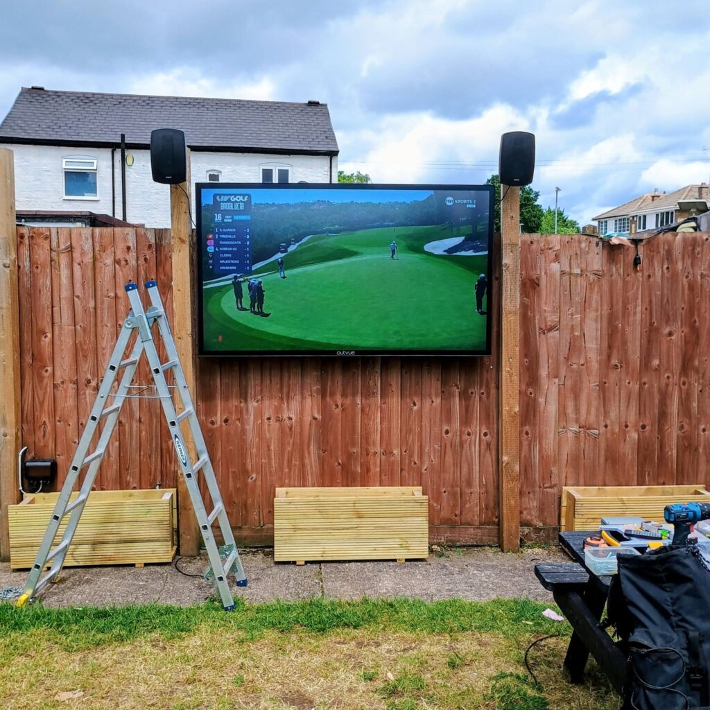 Wakefield-outvue-screen