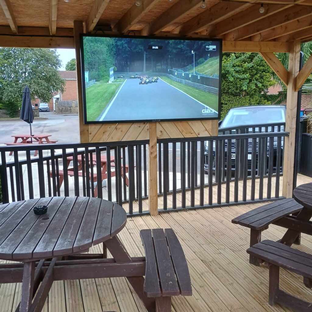 Wakefield-outvue-screen